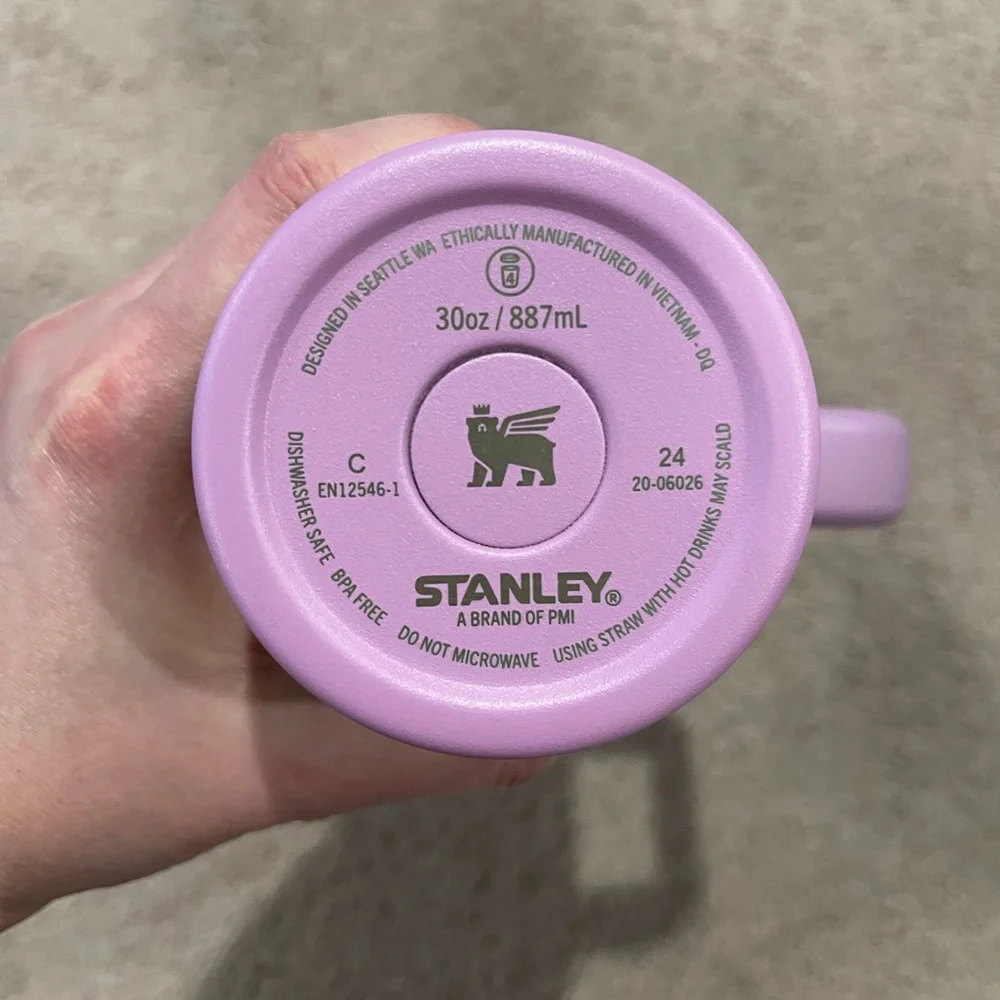 STANLEY Lavender Flowstate Quencher H2.0 Tumbler 30oz. Handle & Straw